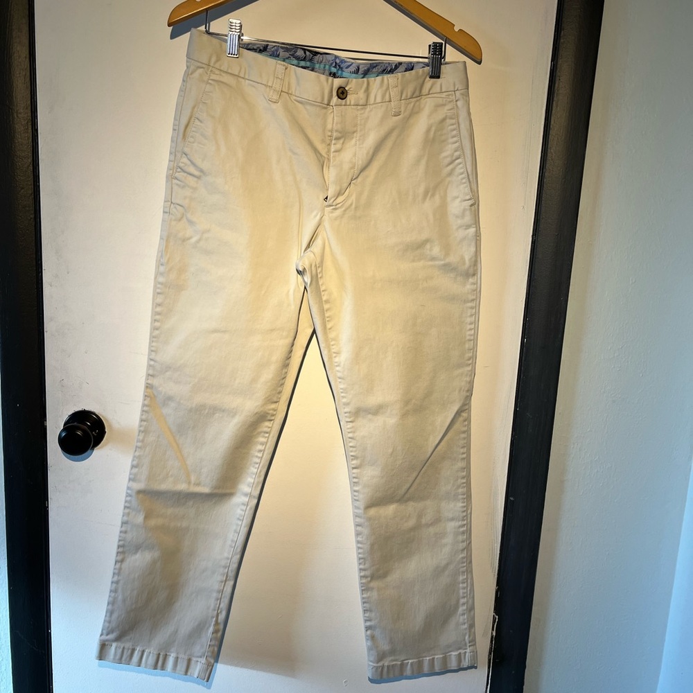 Tommy Bahama Boracay Chino. Tan. Size 33X30. Straight leg.